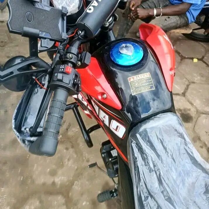 Moto Cross Tout-Terrain 250cc