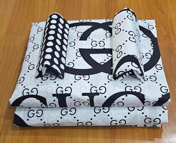 Bedding set, 4 items: sheet, duvet cover, 2 pillowcases