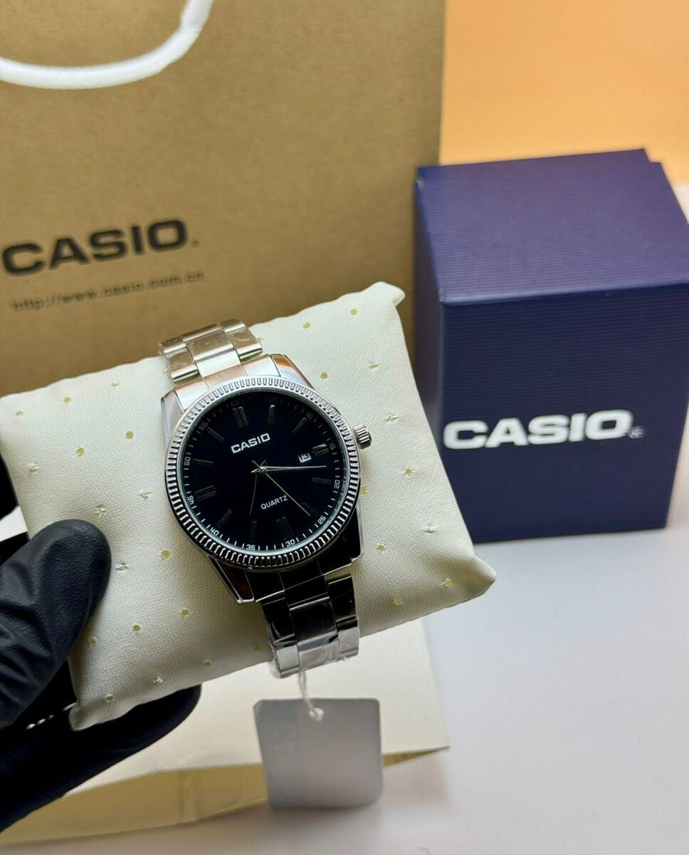 Montre luxe HOMME Casio