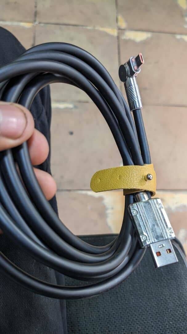 2 meters flat pin charging cables