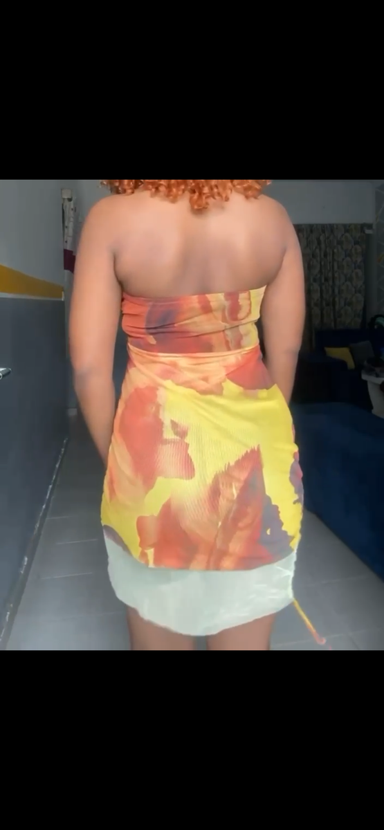 Robe cocktail abstraction été