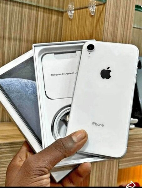 iPhone XR Blanc Débloqué