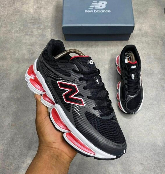 New Balance 2000