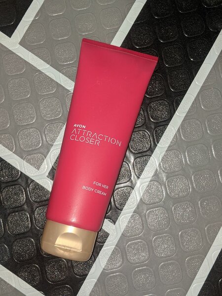 Perfumed body lotion Avon️️