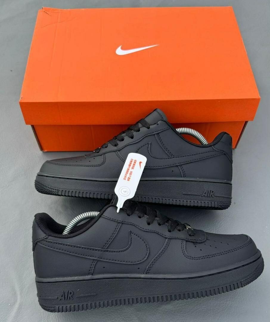 Chaussures noires Nike Air