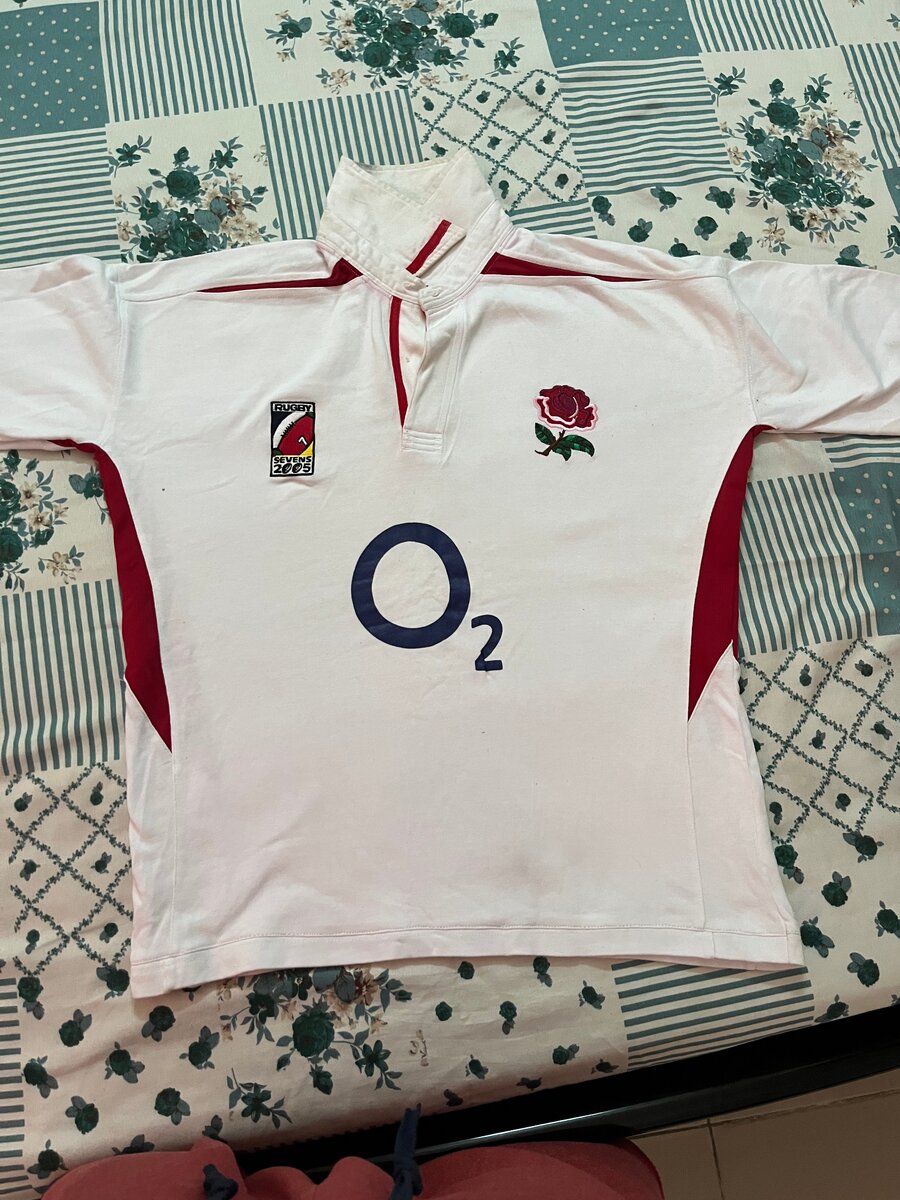 Maillot de rugby blanc rouge