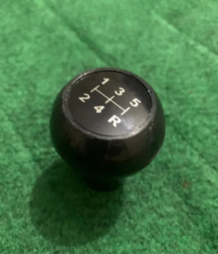 Pack of 1 Universal Car Gear Knob 5 Speed Black Color plastic