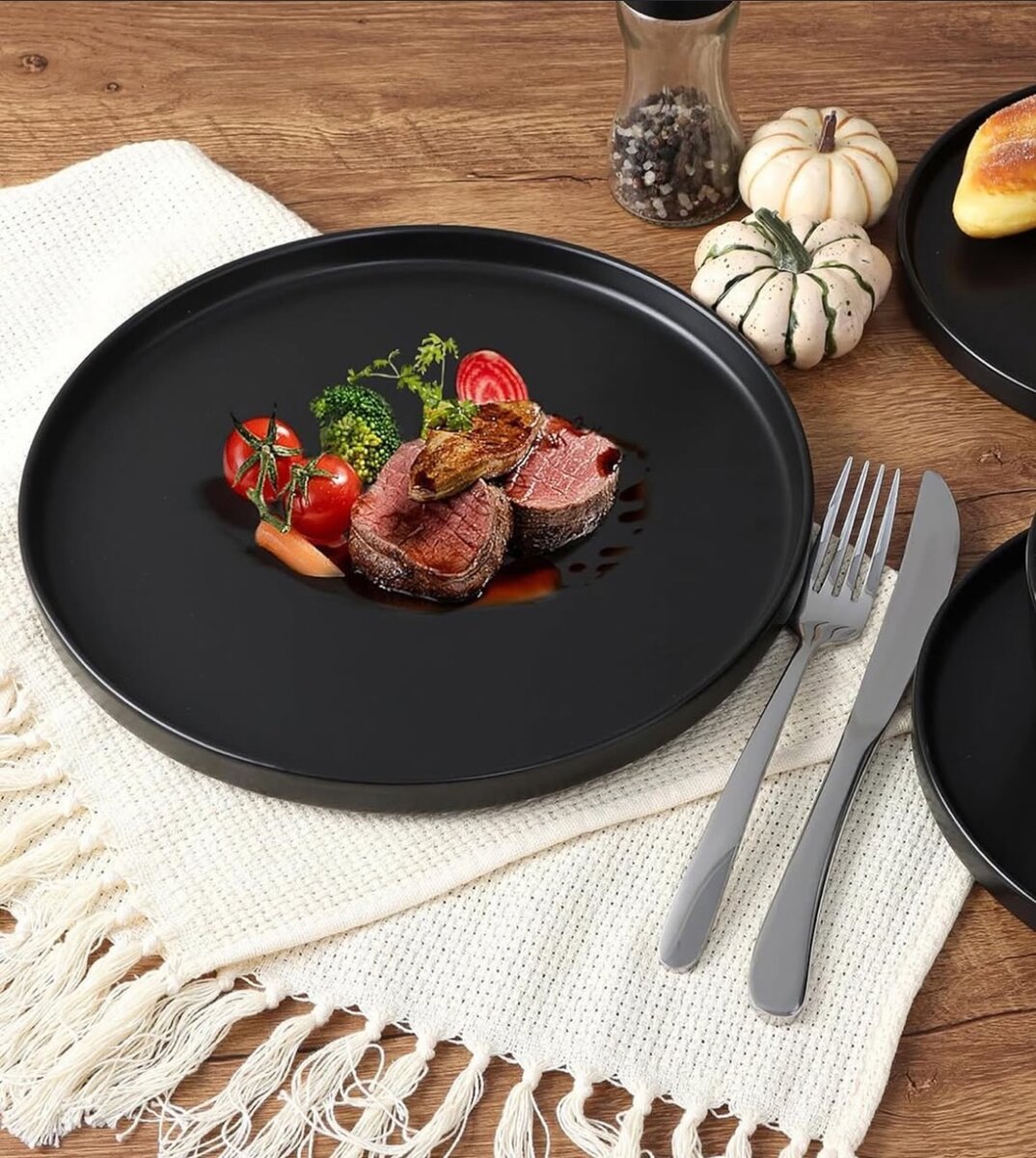 Black ceramic dinner plate