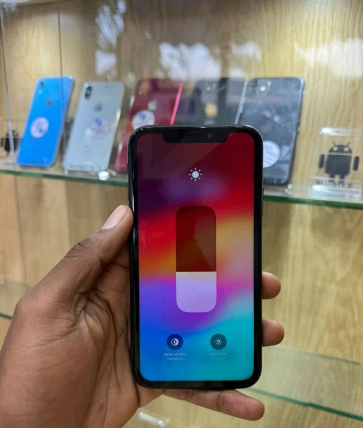 iPhone XR