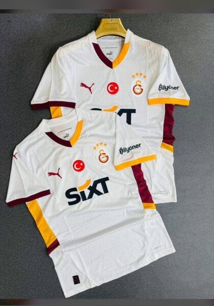 Maillots de football personnalisés