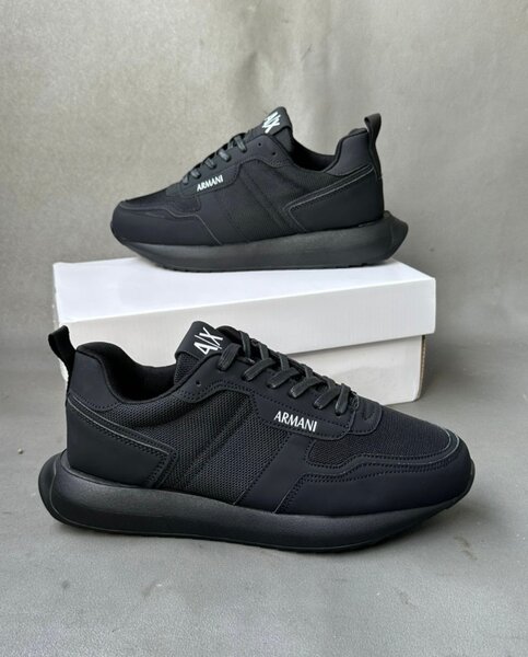 Baskets Armani pour hommes