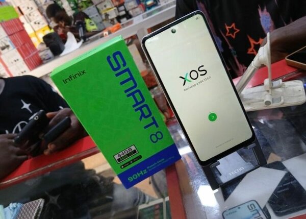 Infinix Smart 8 - 90Hz 4G