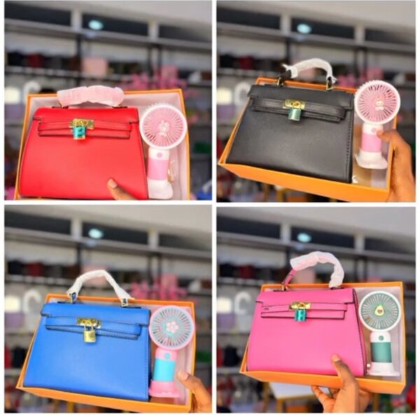 Sac à main chic avec ventilateur