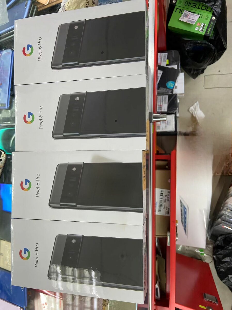 Google Pixel 6 Pro (With Tiny Dot)