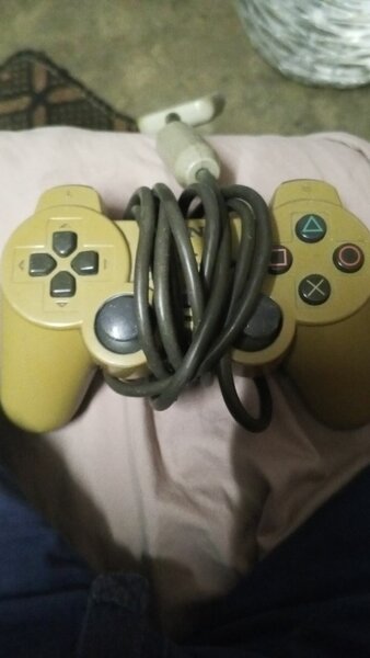 Manette classique rétro