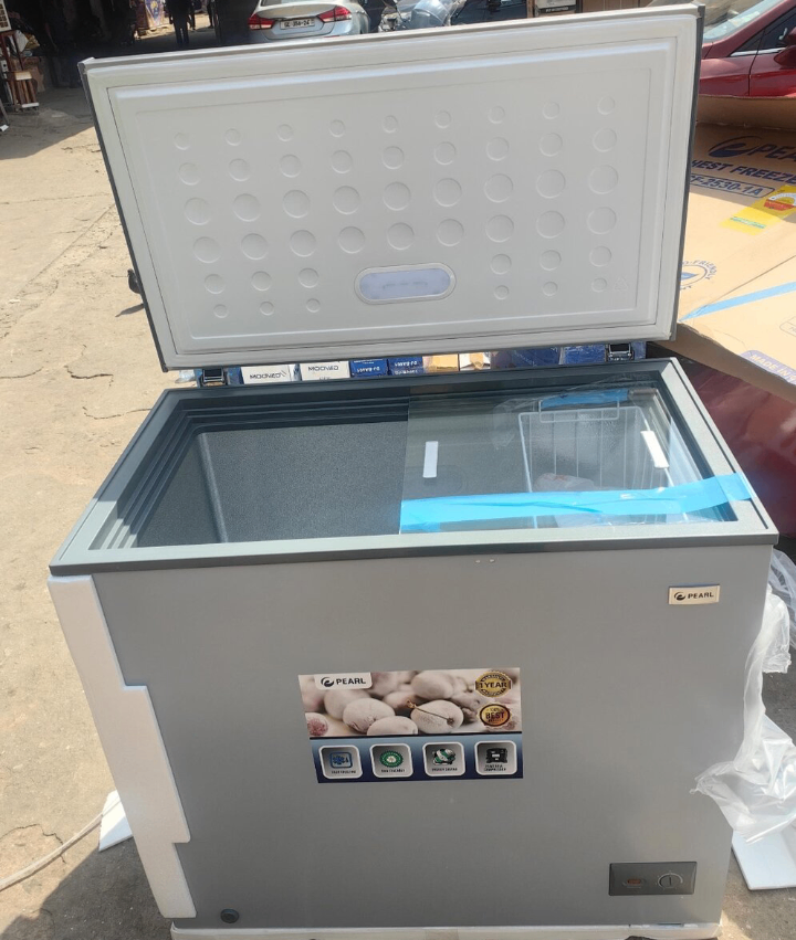 Pearl Deep freezer 200 litters