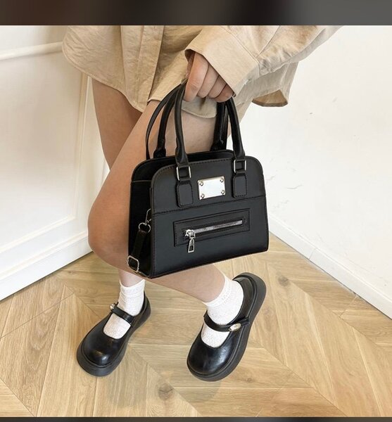 Élégants sacs à main tendance