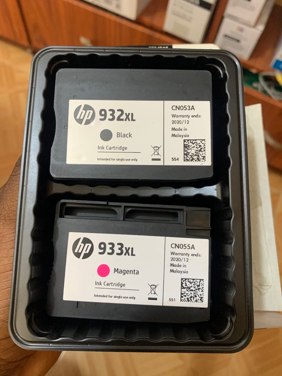 HP 932xl black and 933xl color