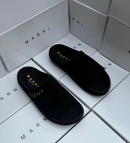 Sandales slides noires Marni