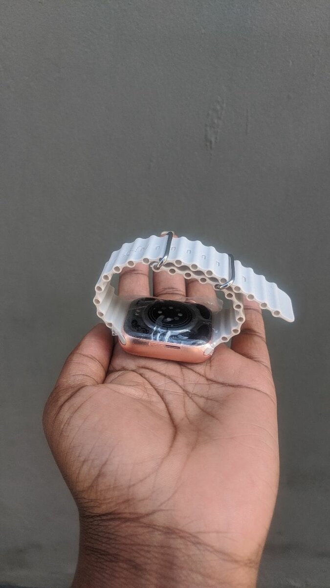 REDUCED TO CLEAR!! T800 Smart Watch