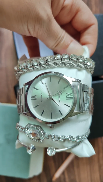 RNR STAINLESS STEEL WATCH WITHC4 BRACELETS