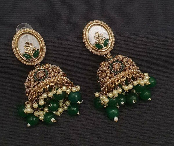 Ladies earrings