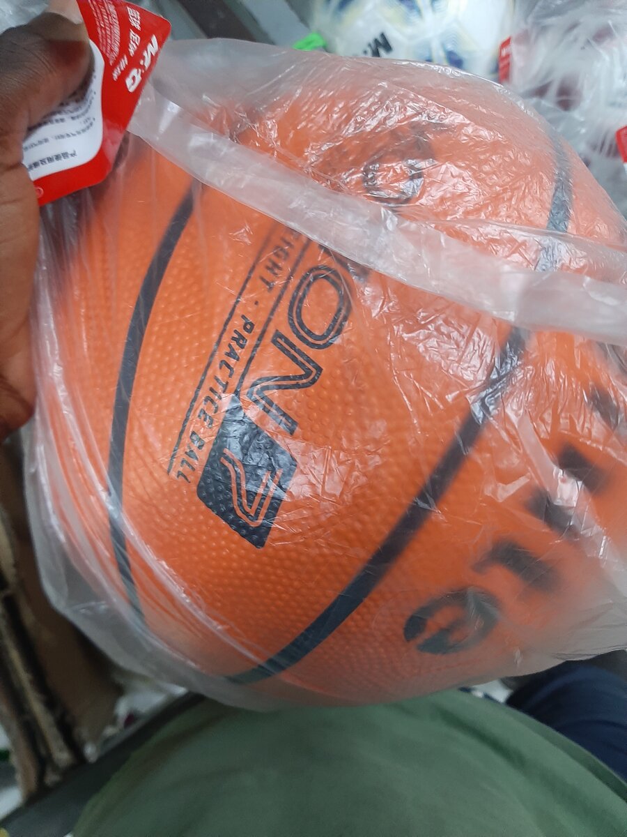 Ballon de basket-ball