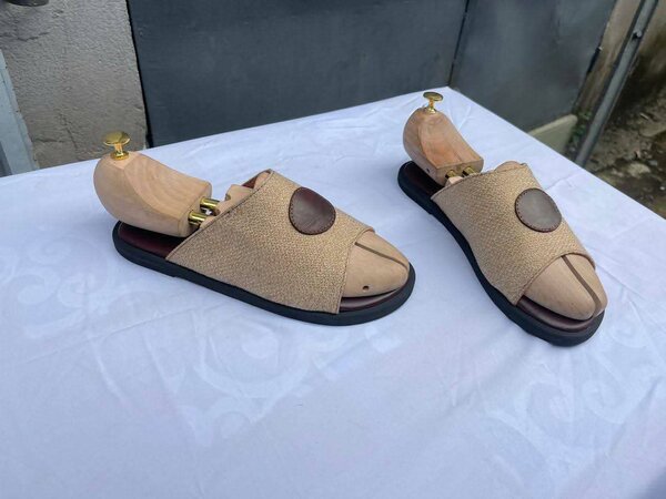 Sandales élégantes en lin