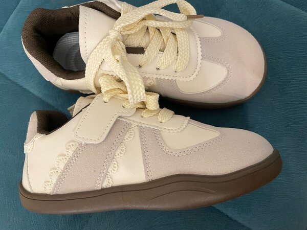 кроссовки для девочек