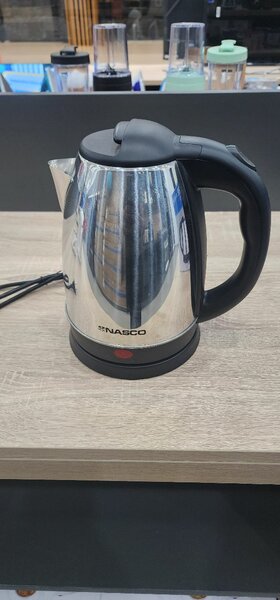 Bouilloire électrique inox élégante