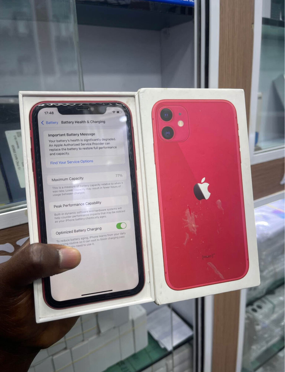 iPhone 11 Rouge 64Go