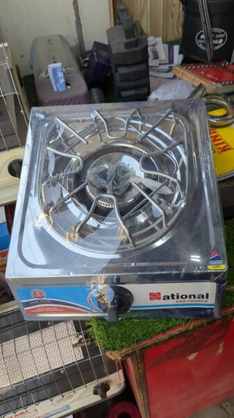 Kitchen sada chula gas stove automatic