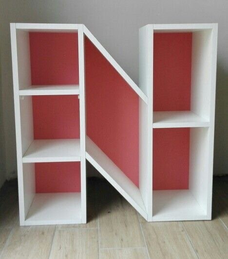 Étagère lettre N design