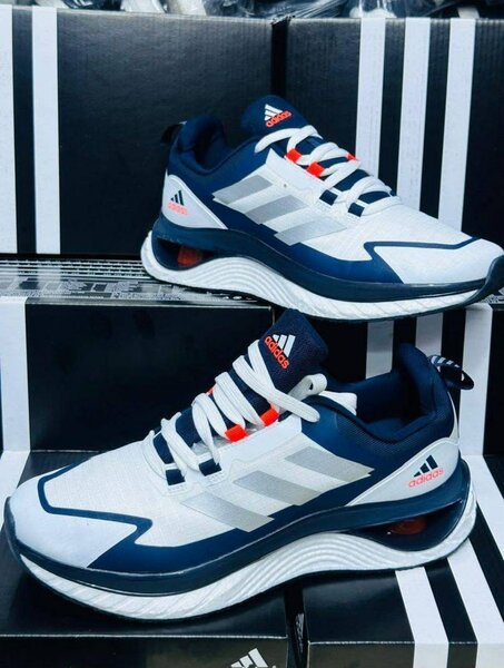 Chaussures de course Adidas