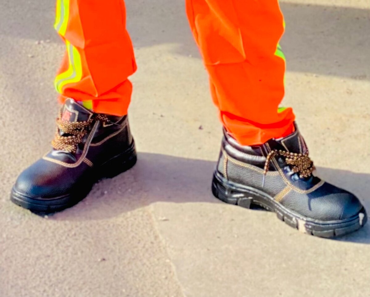 Work boots new in box