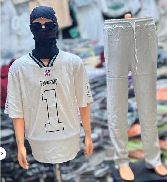 Ensemble T-shirt et Pantalon Sport