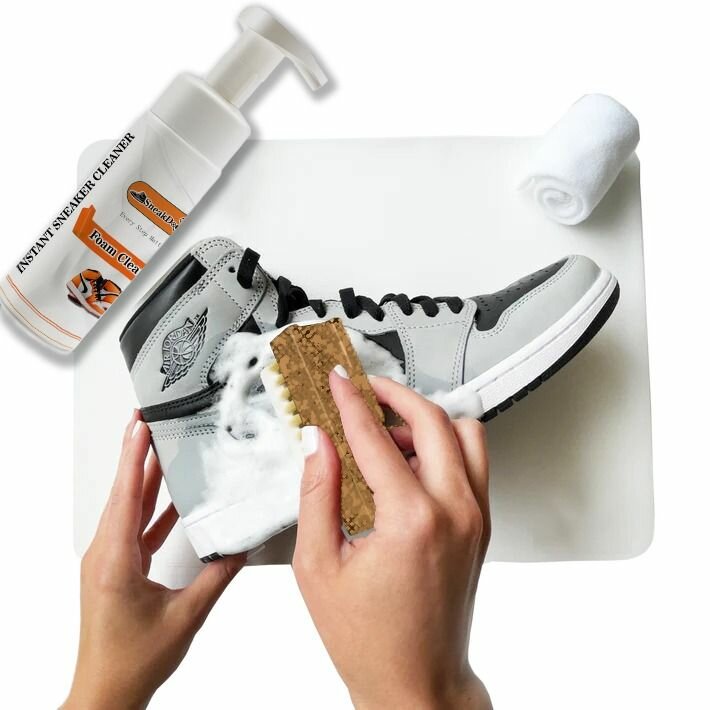 Sneaker Foam Cleaner