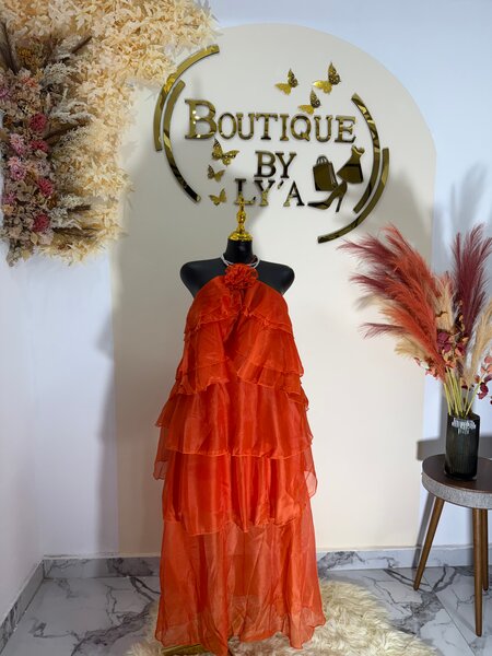 Robe volante kareessa