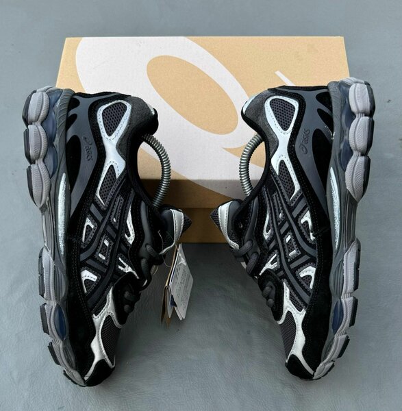 Baskets running noires ASICS