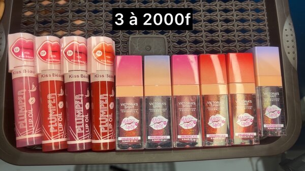 Ensemble de brillants à lèvres hydratants