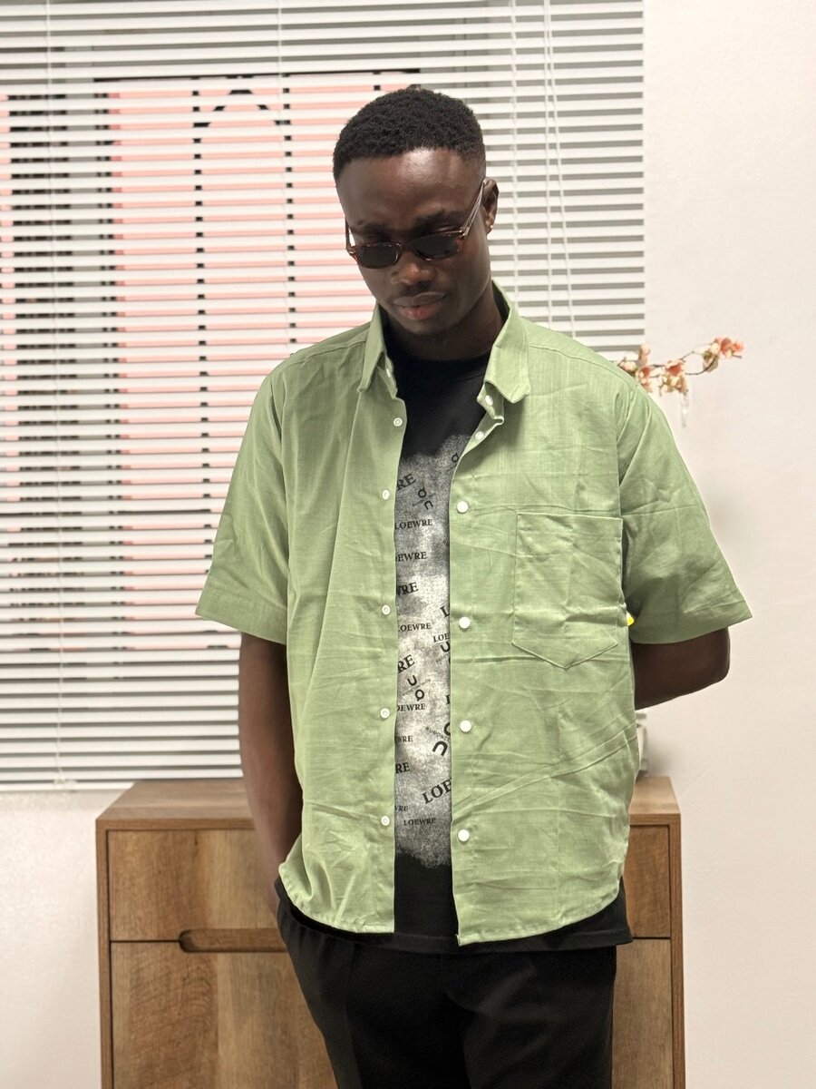 Chemise Homme Légère et Trendy