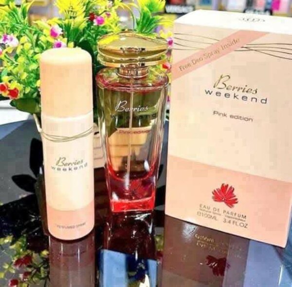 Berries Weekend Eau de Parfum