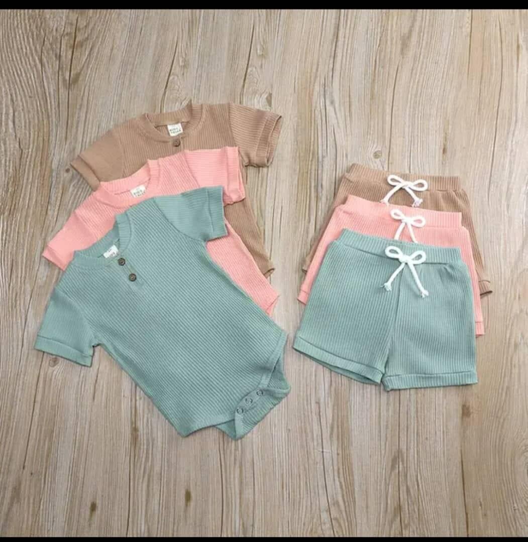 Barboteuse et culotte