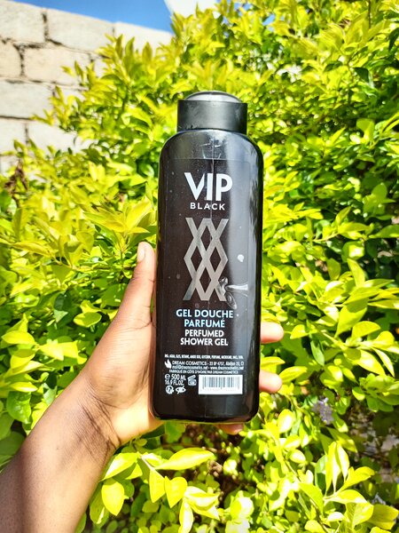 Vip men's shower gel