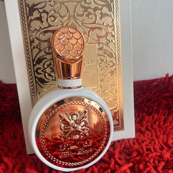 Perfumes of men and women