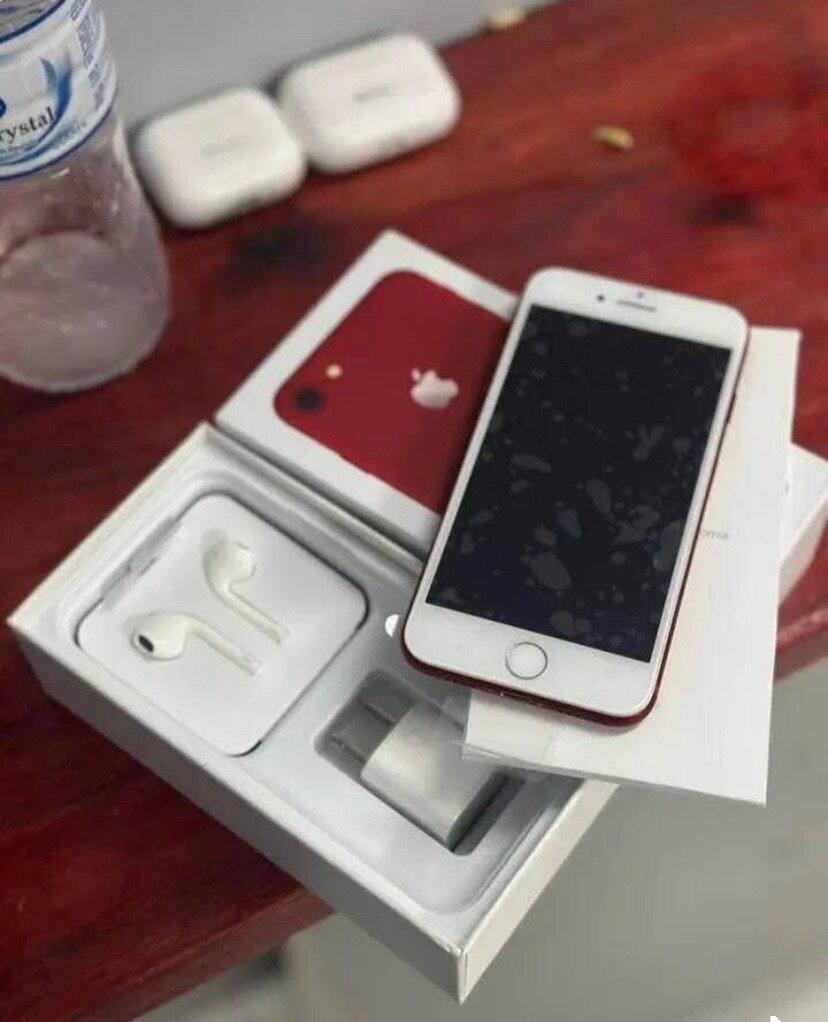 iPhone  7 simple Rouge
