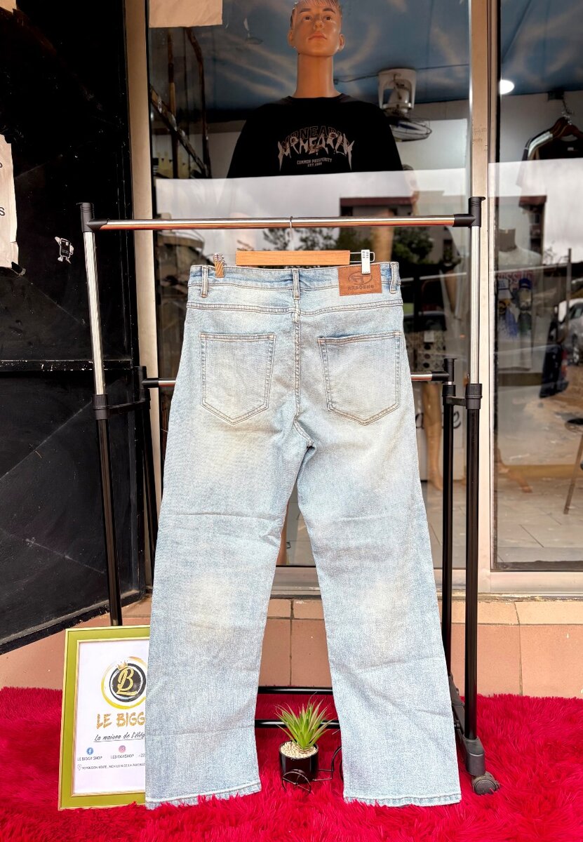 Jean bleu délavé unisexe