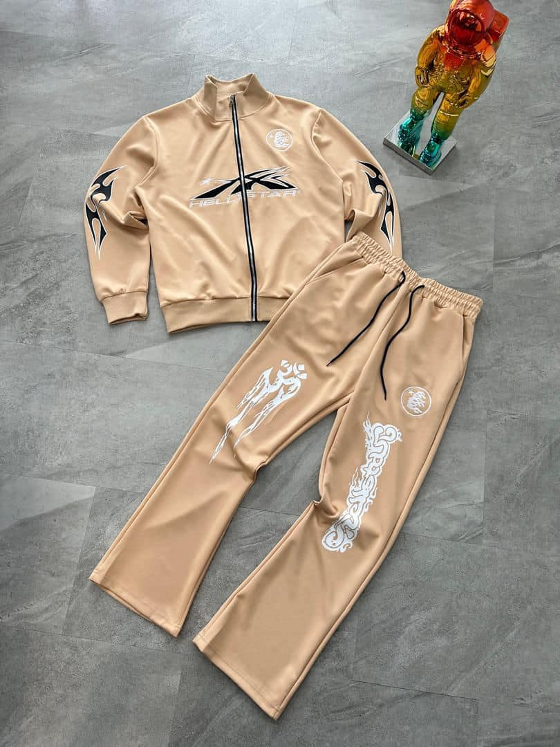 Sports suit beige