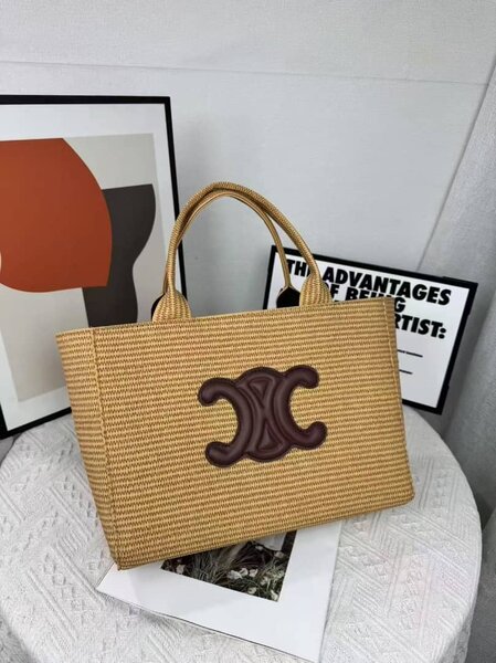 Sac cabas en paille élégant