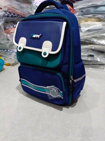 Sacs à dos colorés tendance